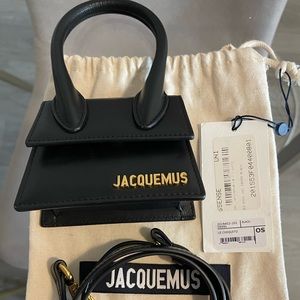 Jacquemus Le Chiquito black